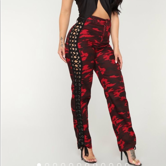 red camo pants fashion nova